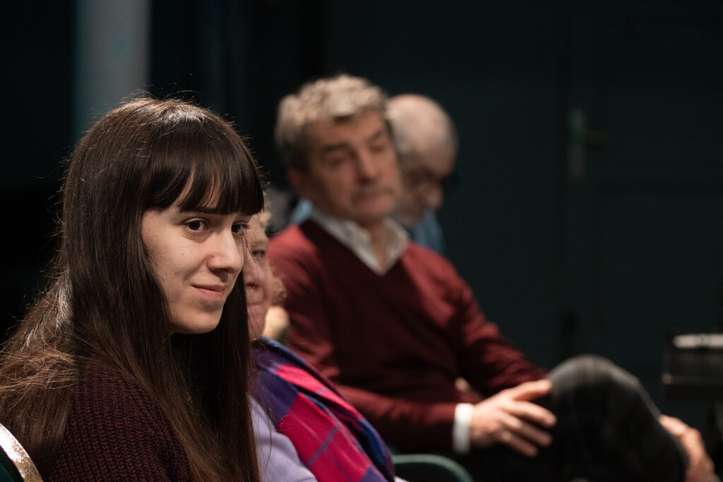 VELEM MINDIG TÖRTÉNIK VALAMI olvasópróba