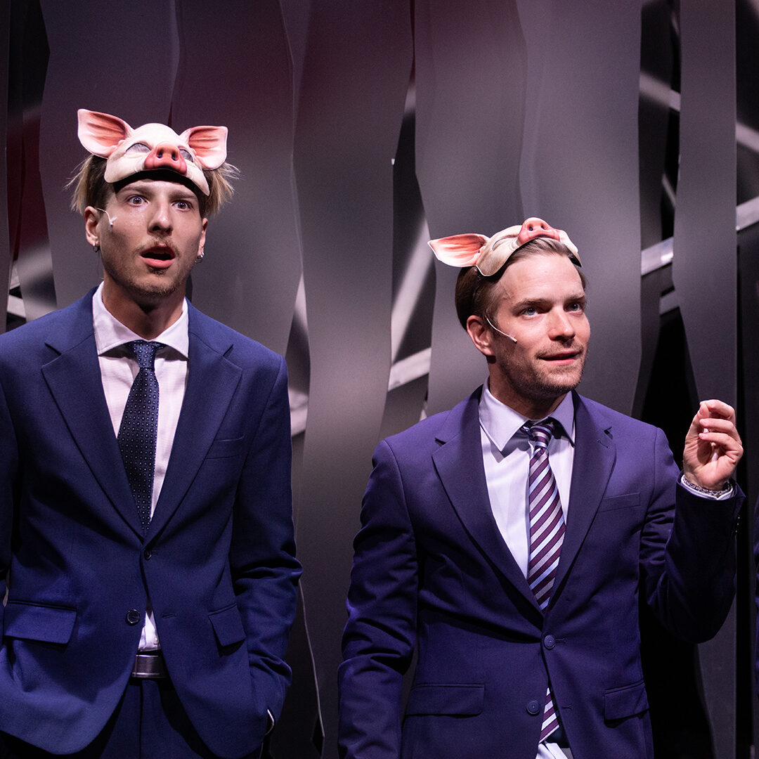 Nyári vendégjátékaink: utazik A RÉPAKIRÁLY, a Cyrano és az Ivánka bácsi is!